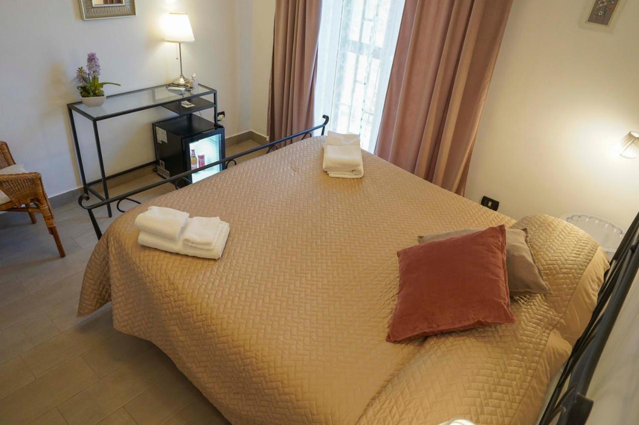 Anthea Bb Napoli Bed and Breakfast Exteriör bild